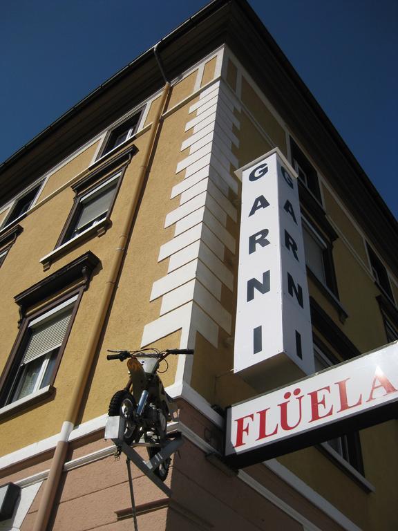 ホテル Garni Fluela Susch エクステリア 写真